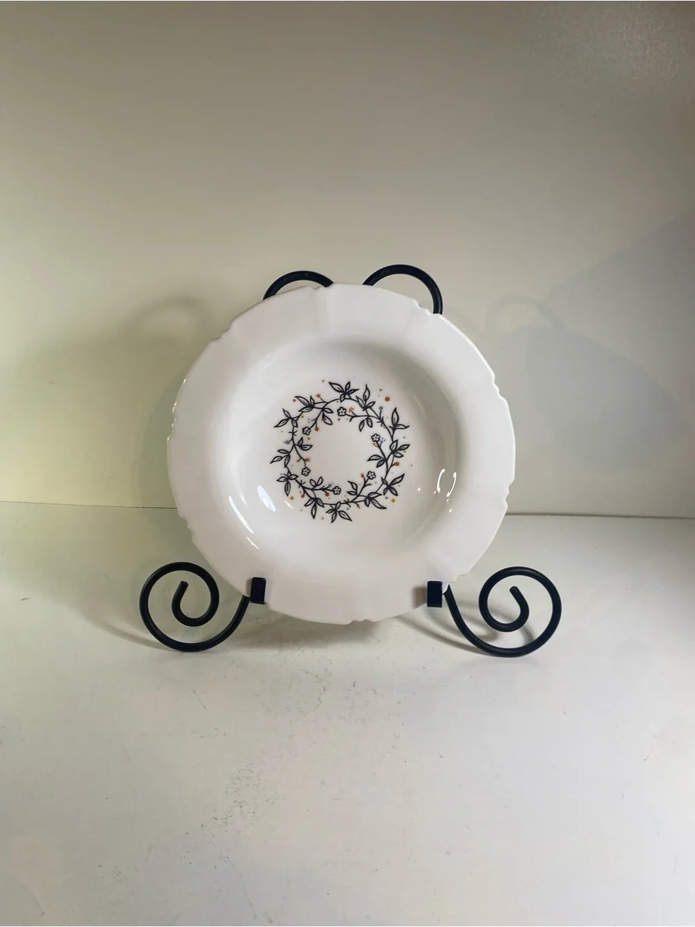 Set Of 2 IKEA Sanning White With Florals 9.5” Pasta Bowl Durable Tempered Glass